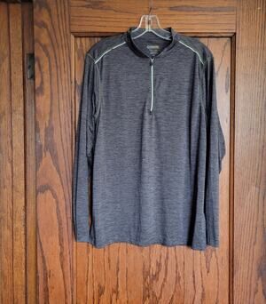 Core 365 Long Sleeve Activewear Shirt Mens Medium VNeck Reflective Stripe Gray